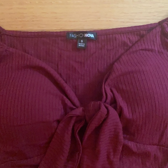 Burgundy crop top - Picture 2 of 3